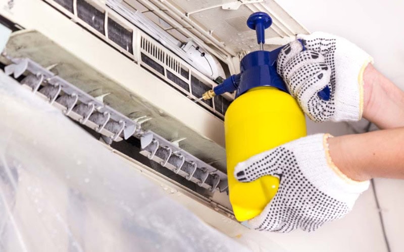 HVAC technician in Hudson